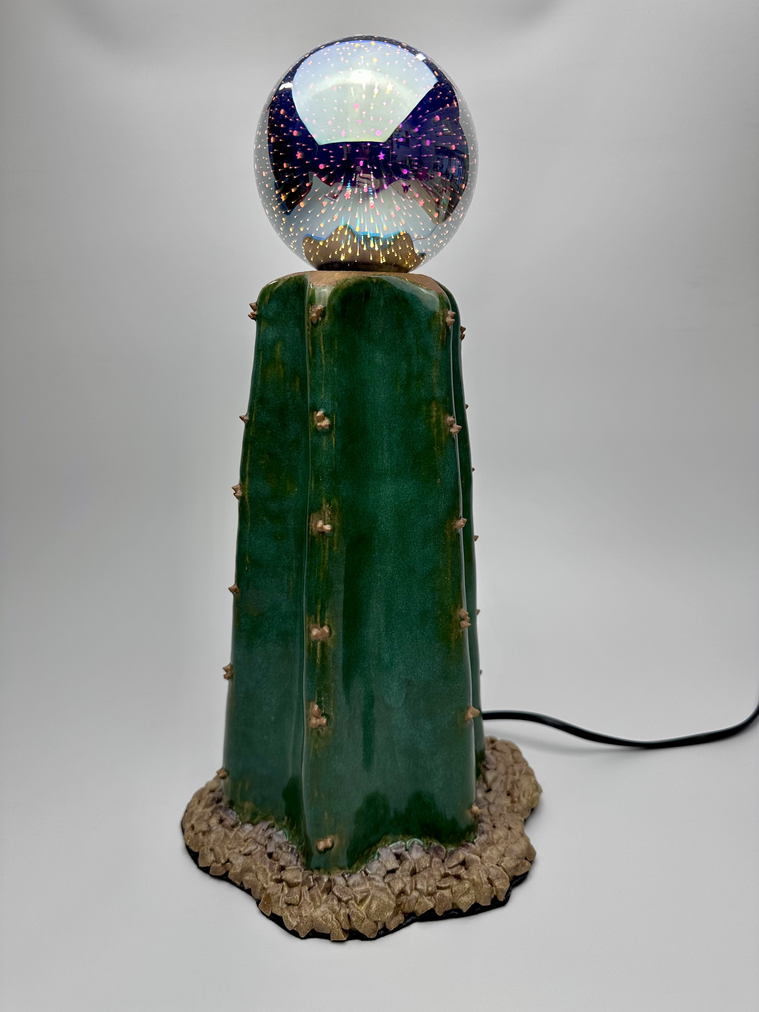 Лампа-кактус — керамика Анастасии Чичевой